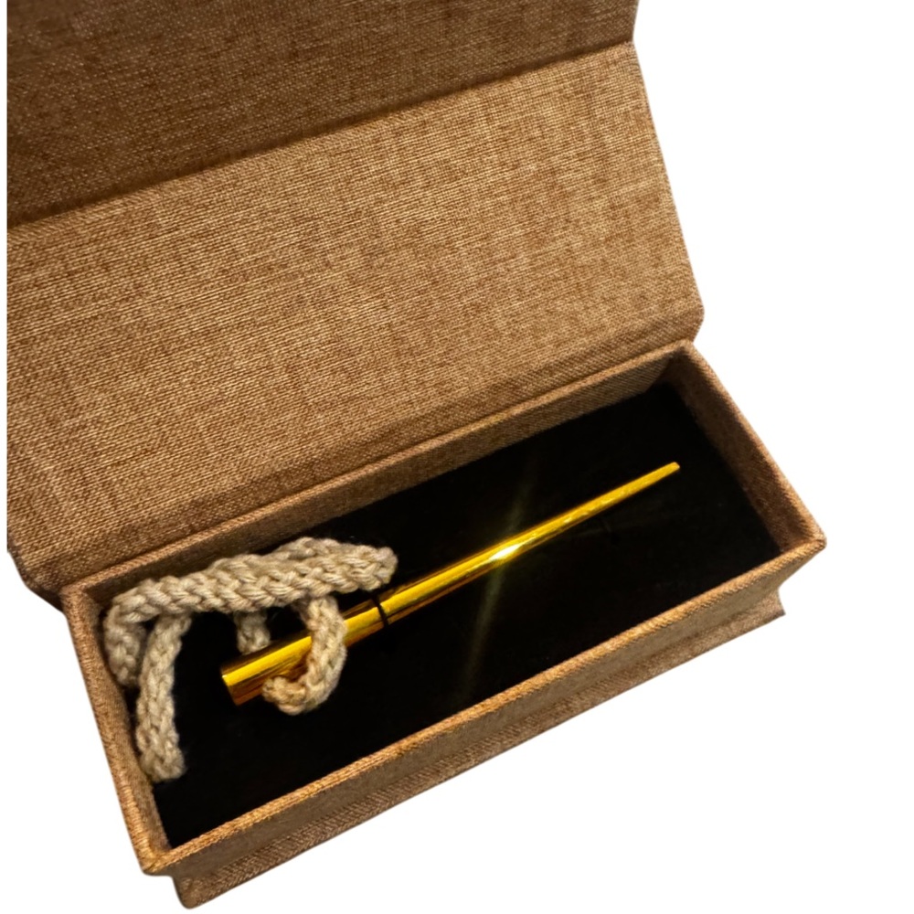RAW Gold Poker